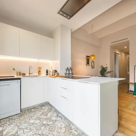 Апартаменти Bravissimo Pont Areny, Modern 3 Bedroom Жерона