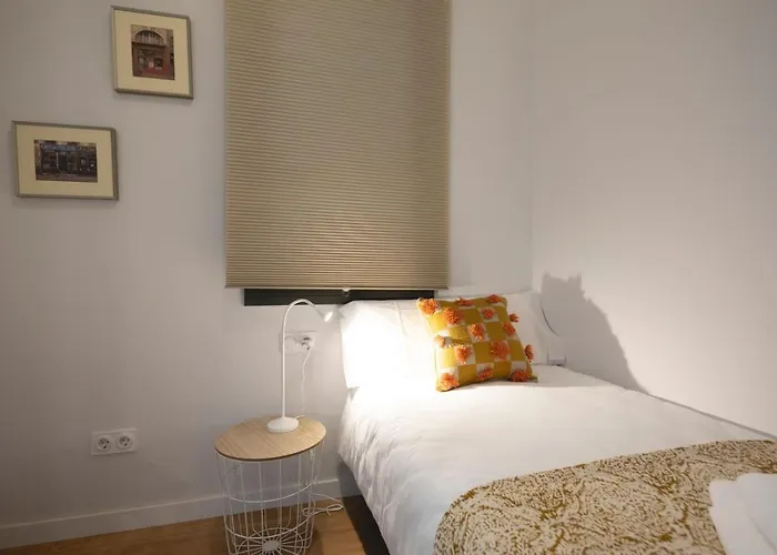 Bravissimo Pont Areny, Modern 3 Bedroom Apartman *