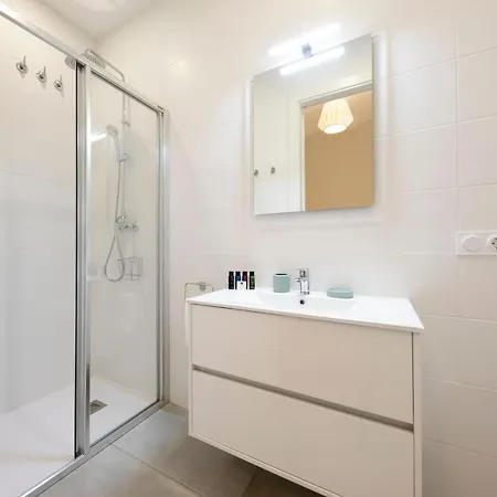 Bravissimo Pont Areny, Modern 3 Bedroom Lejlighed *