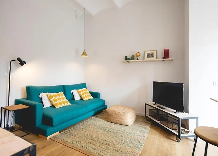 Bravissimo Pont Areny, Modern 3 Bedroom Apartment *