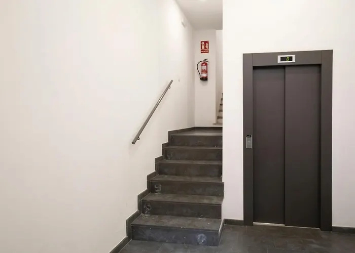 Апартаменти Bravissimo Pont Areny, Modern 3 Bedroom *