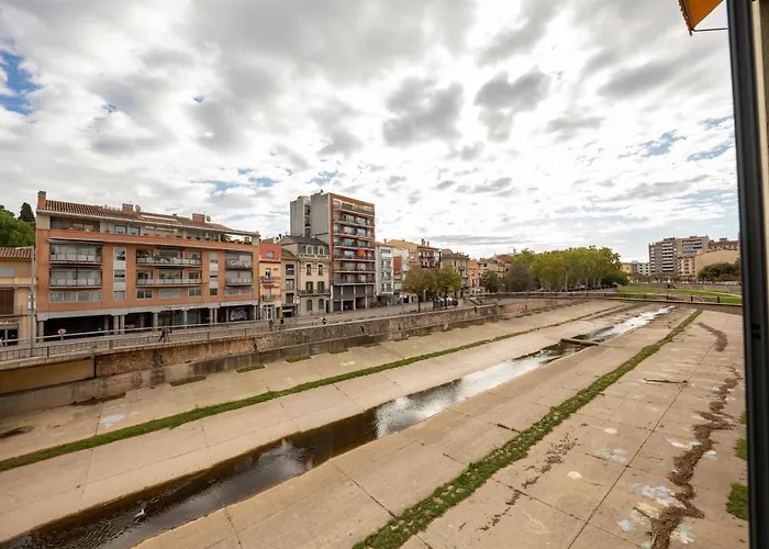 Апартаменти Bravissimo Pont Areny, Modern 3 Bedroom